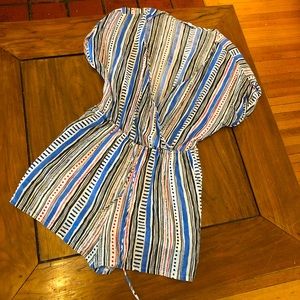 2 for 20$! Patrons of Peace stripped romper M